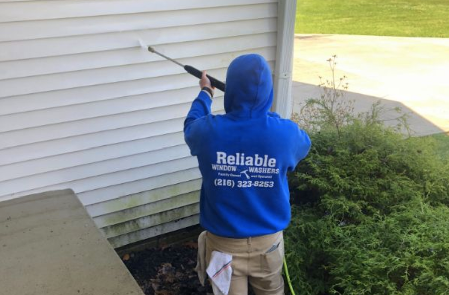 Clean siding after professional washing